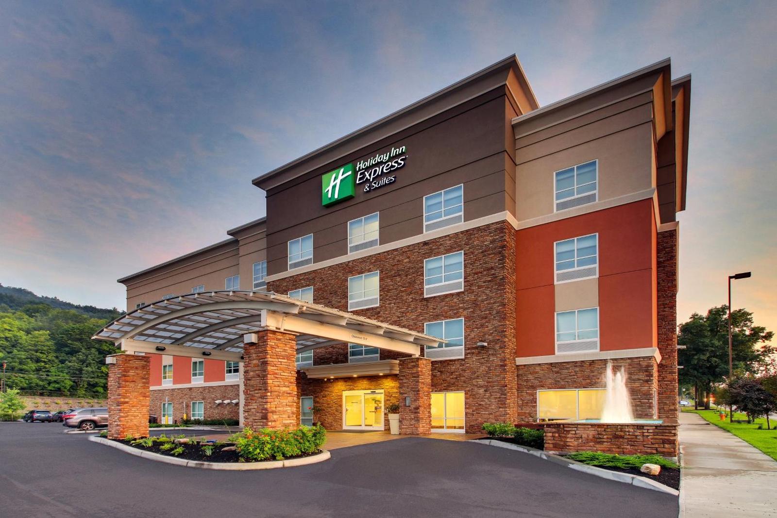 Holiday Inn Express & Suites Ithaca