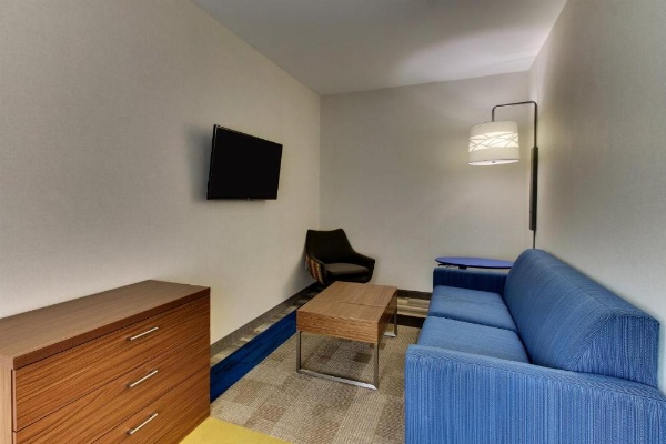Holiday Inn Express & Suites Ithaca image 19