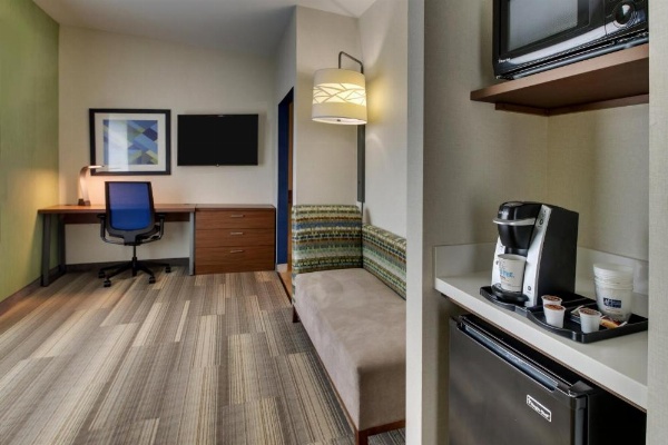 Holiday Inn Express & Suites Ithaca image 23